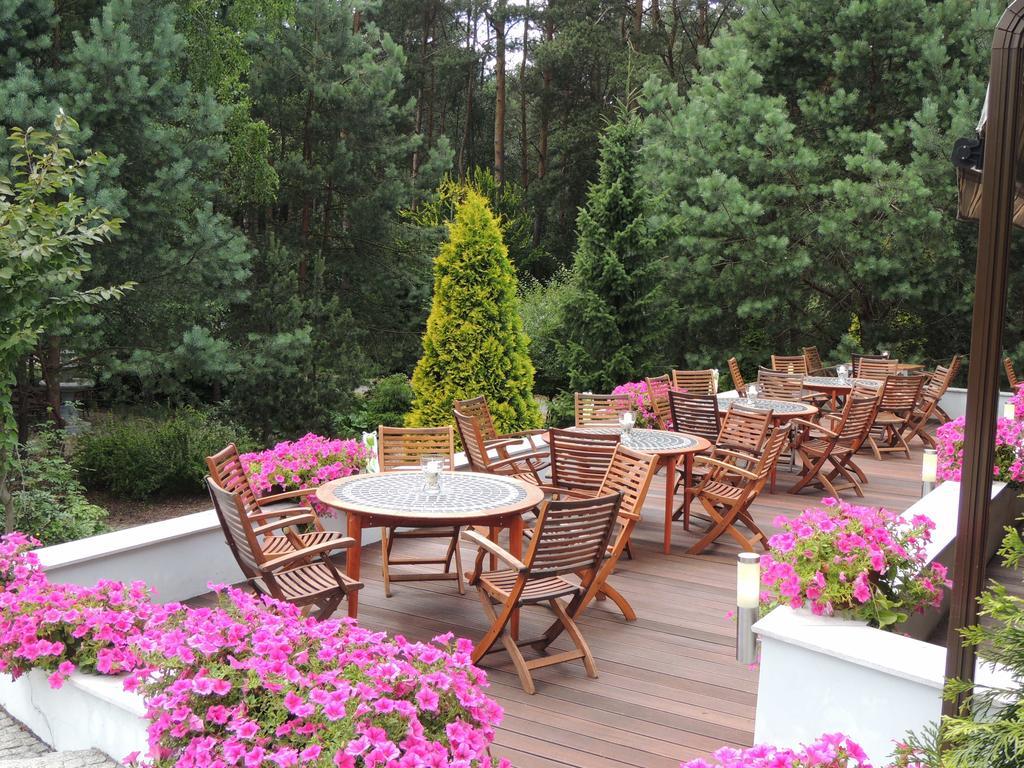 Maranello Villa Отвоцк Екстер'єр фото
